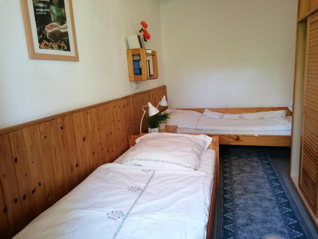 Ruestzeitenheim Sonnenschein Saalburg Bilik gambar